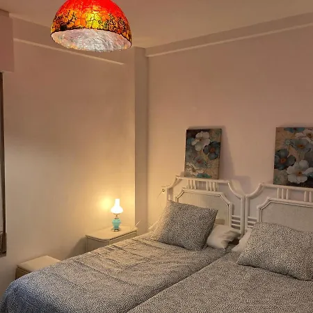 Luminoso Y Acogedor A Un Paso De La Playa Registro Turismo Vut 2467 As Apartamento