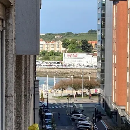 Luminoso Y Acogedor A Un Paso De La Playa Registro Turismo Vut 2467 As Διαμέρισμα